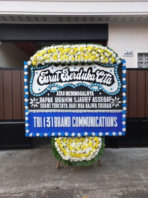 Papan Bunga Duka di Sukawarna